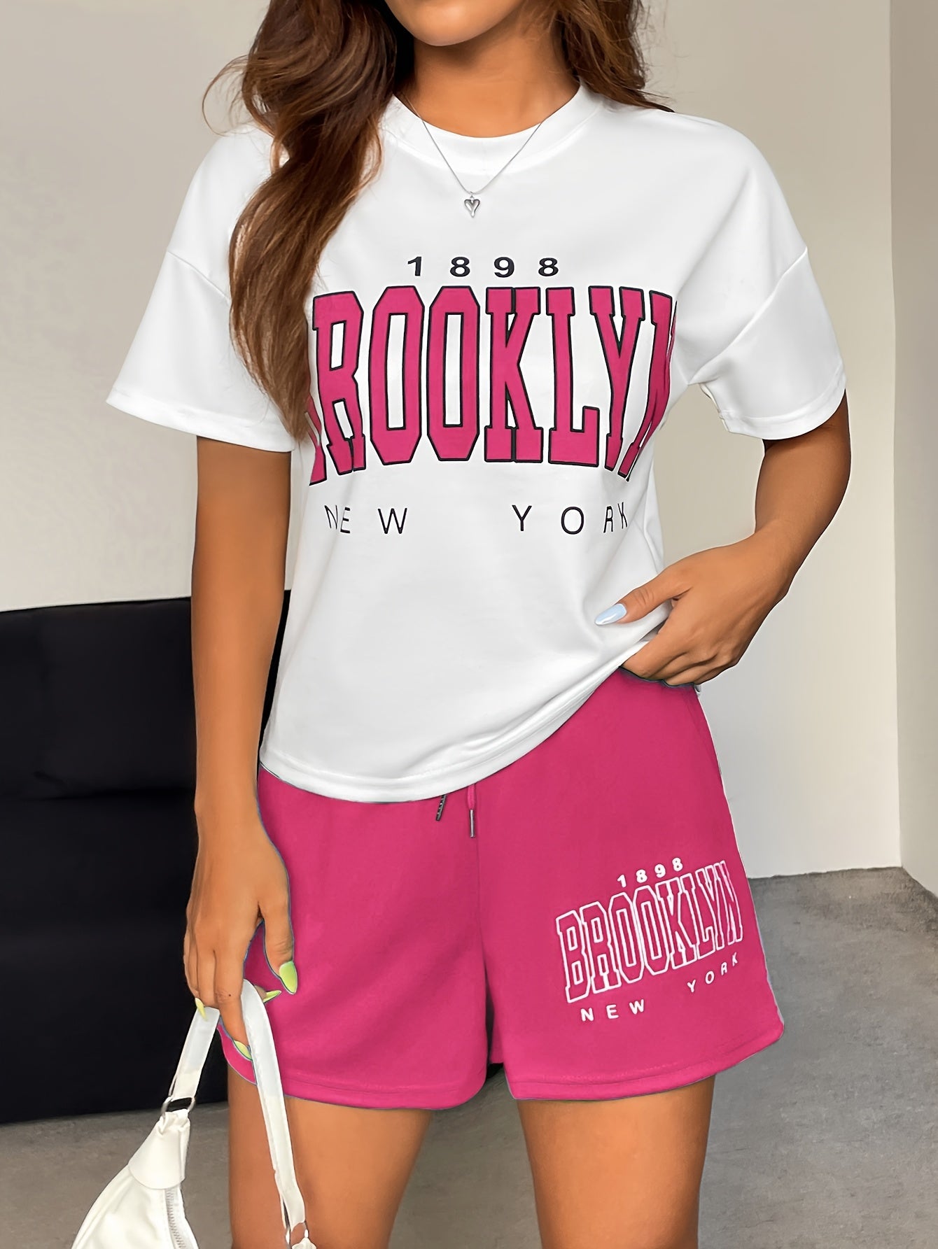 Damen Freizeit Zweiteiler Set Brooklyn New York – Sportlicher Streetstyle für Alltag und Lounge