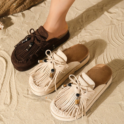 Damen Mokassin-Pantoletten mit Fransen und Perlendekor – Vintage Slipper für Sommer und Freizeit