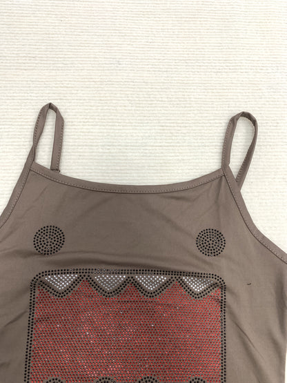 Damen Y2K Streetwear Tanktop mit Cartoon-Motiv und Ripped Jeans – Trendiges Urban Style Outfit