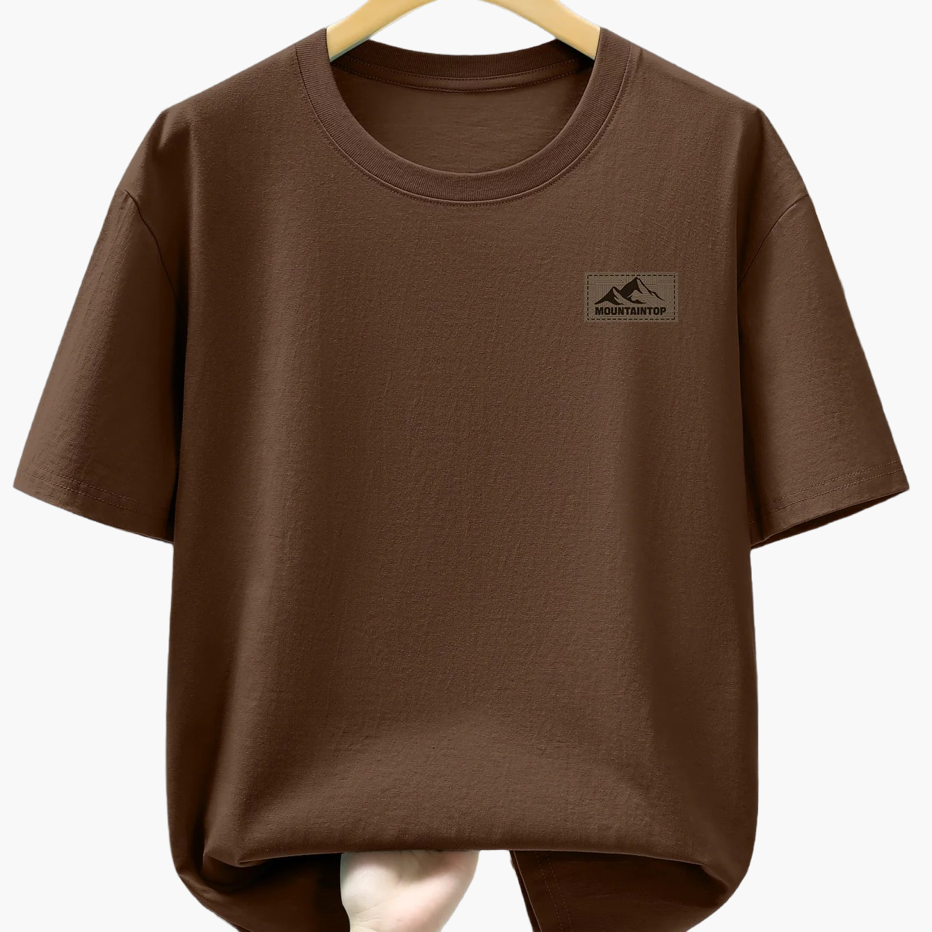 Herren T-Shirt mit dezentem Mountain Patch – Freizeit & Alltag, moderner Look