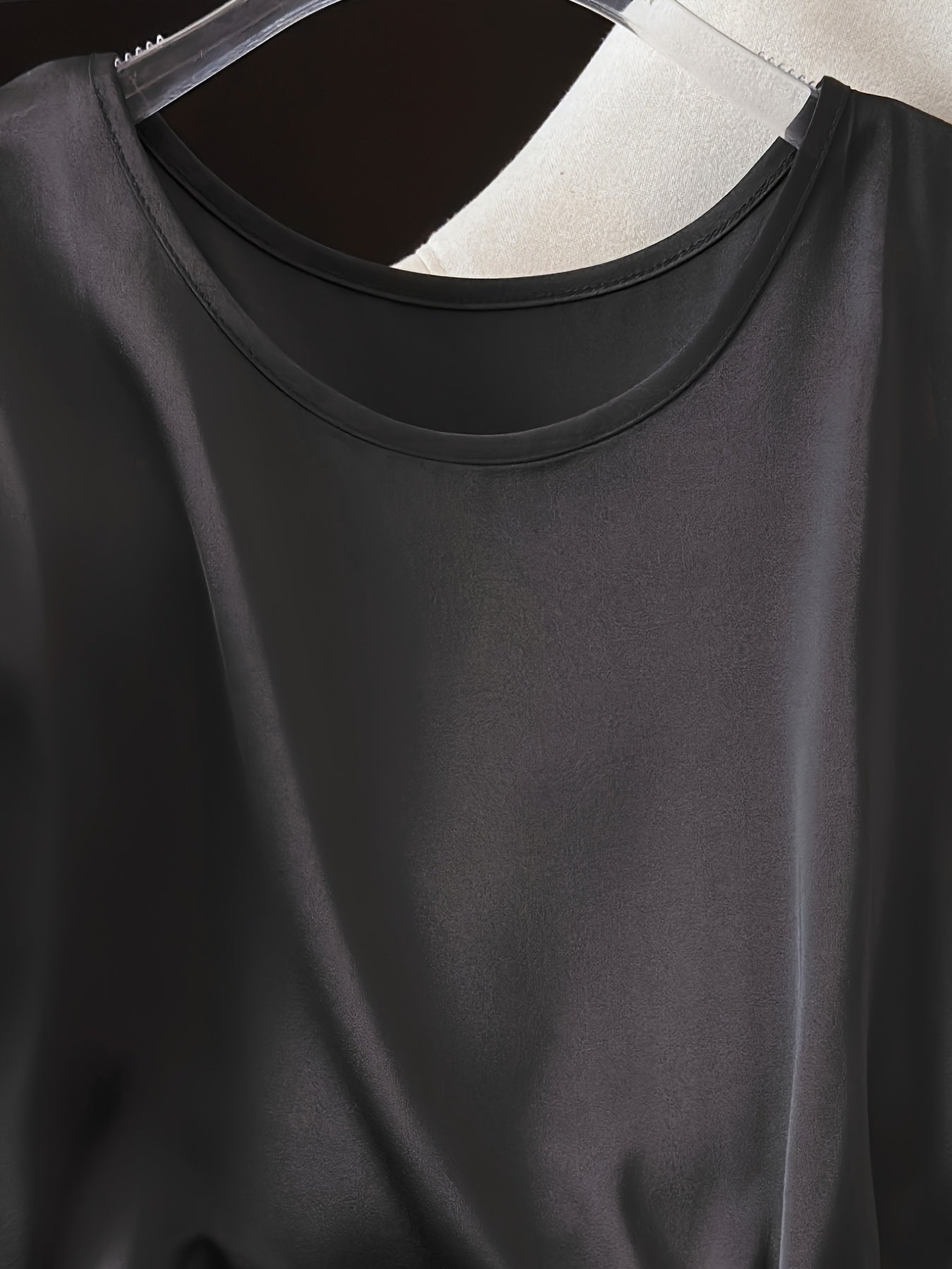 Damen-Bluse mit Raffdetails und modernem Schnitt – Elegante Kurzarm-Oberbekleidung für Büro und Freizeit