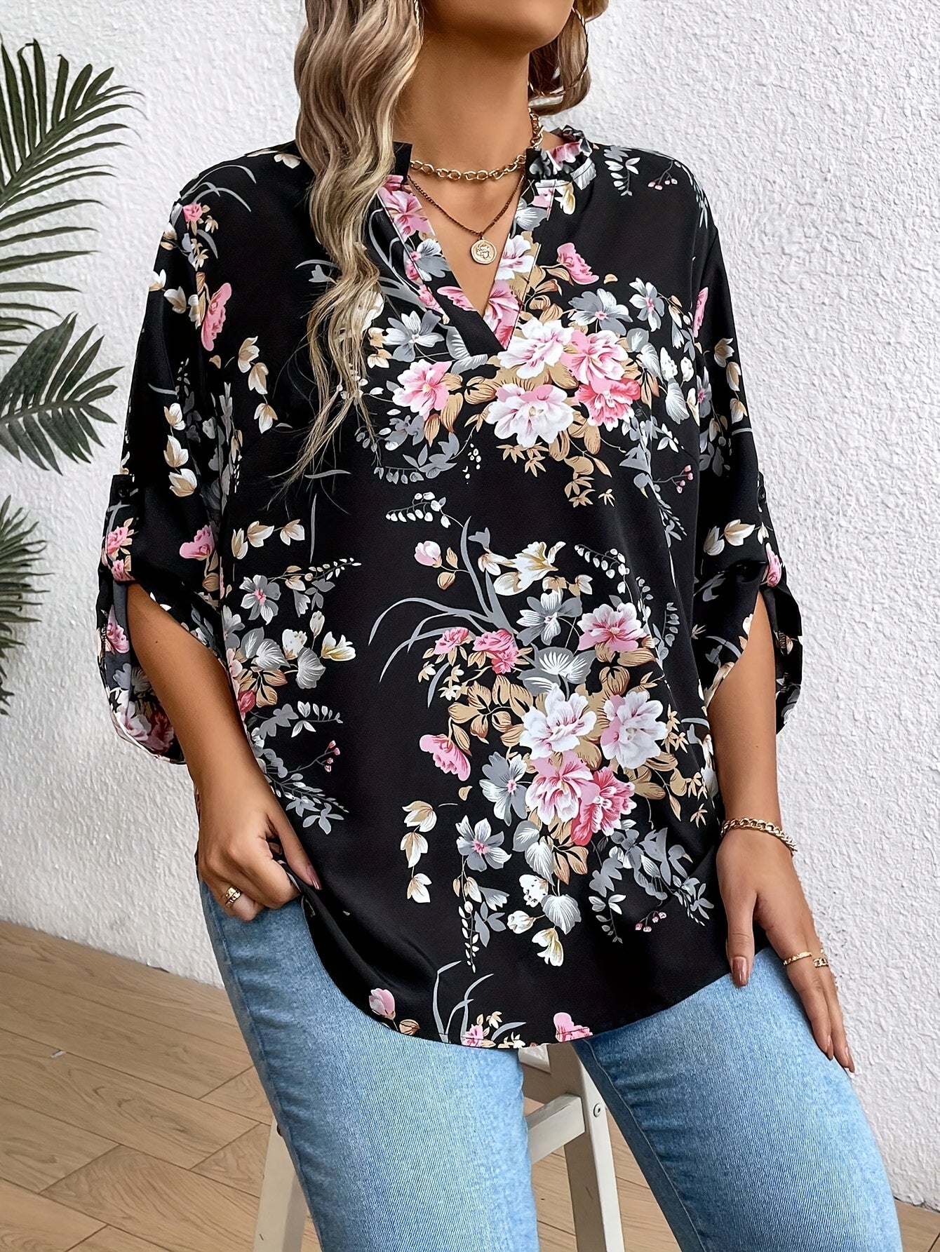 Damen Elegante Bluse mit Blumenmuster und V-Ausschnitt, Langarm, Perfekt für Alltag und Büro