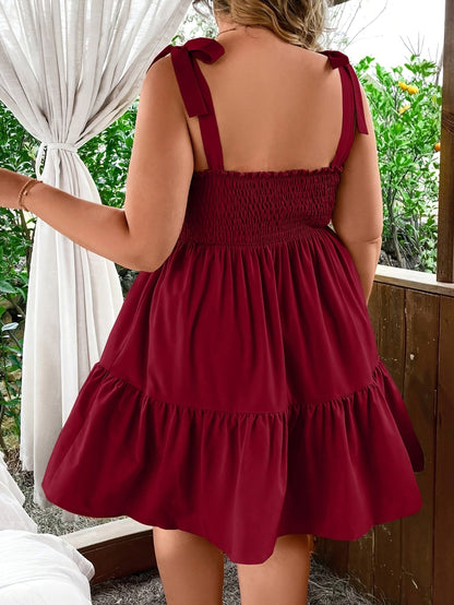 Damen Sommer Freizeitkleid mit Smok-Top und Schleifen-Trägern – Ideal für Urlaub und Alltag