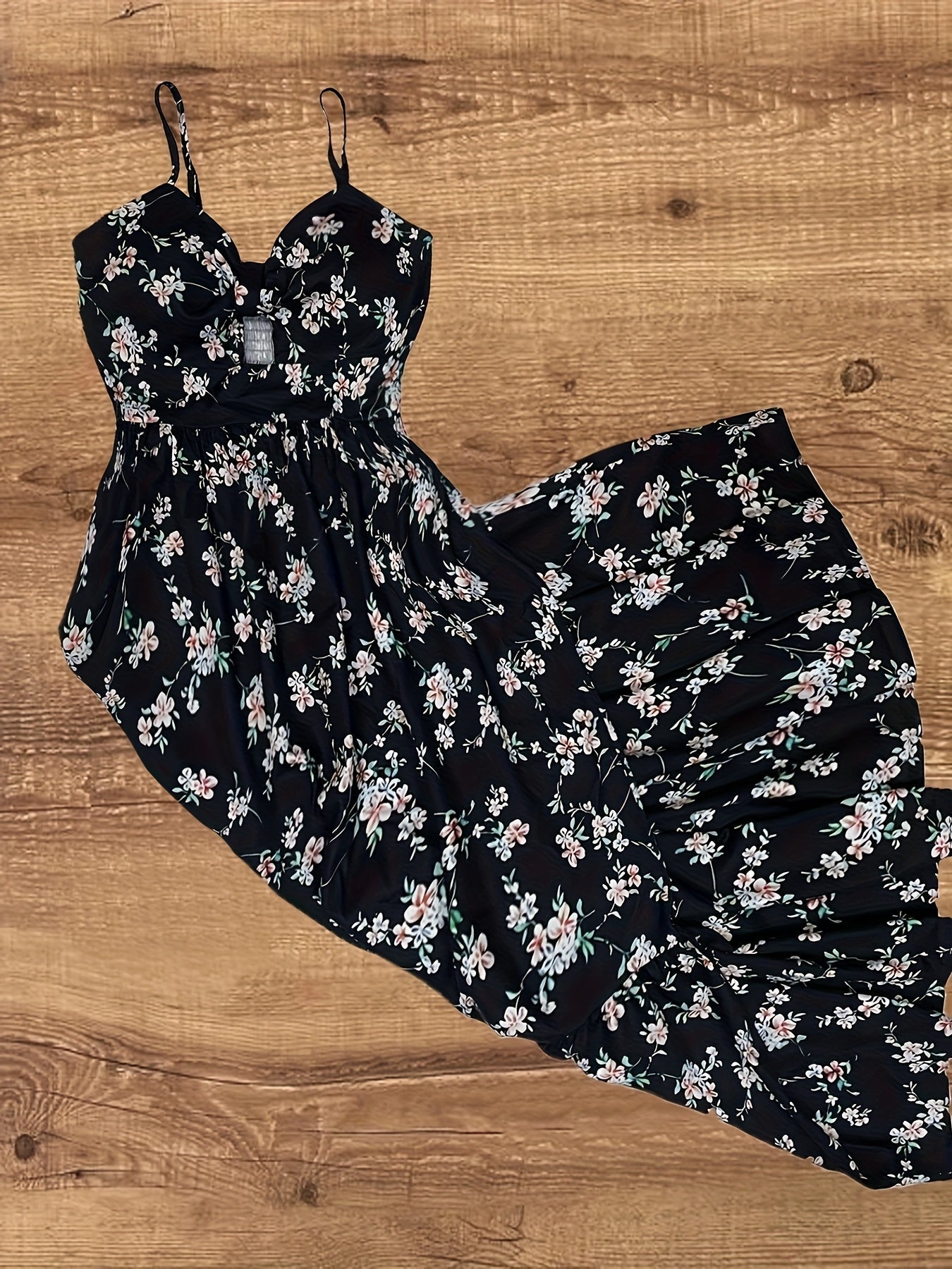Damen Maxikleid Vintage-Stil mit Punkten und Volants – Eleganter Sommer-Look