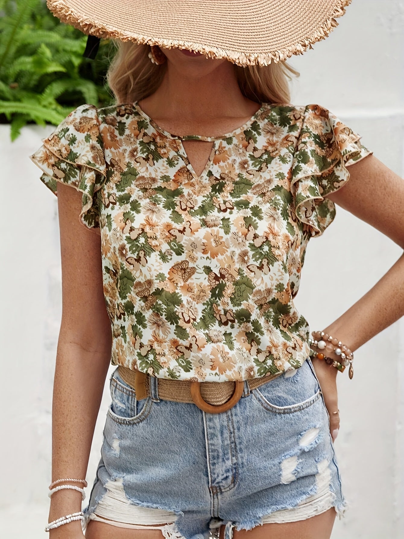 Damen Blusenshirt mit Blumenmuster und Volantärmeln – Sommerlich, Elegant, Freizeit & Alltag
