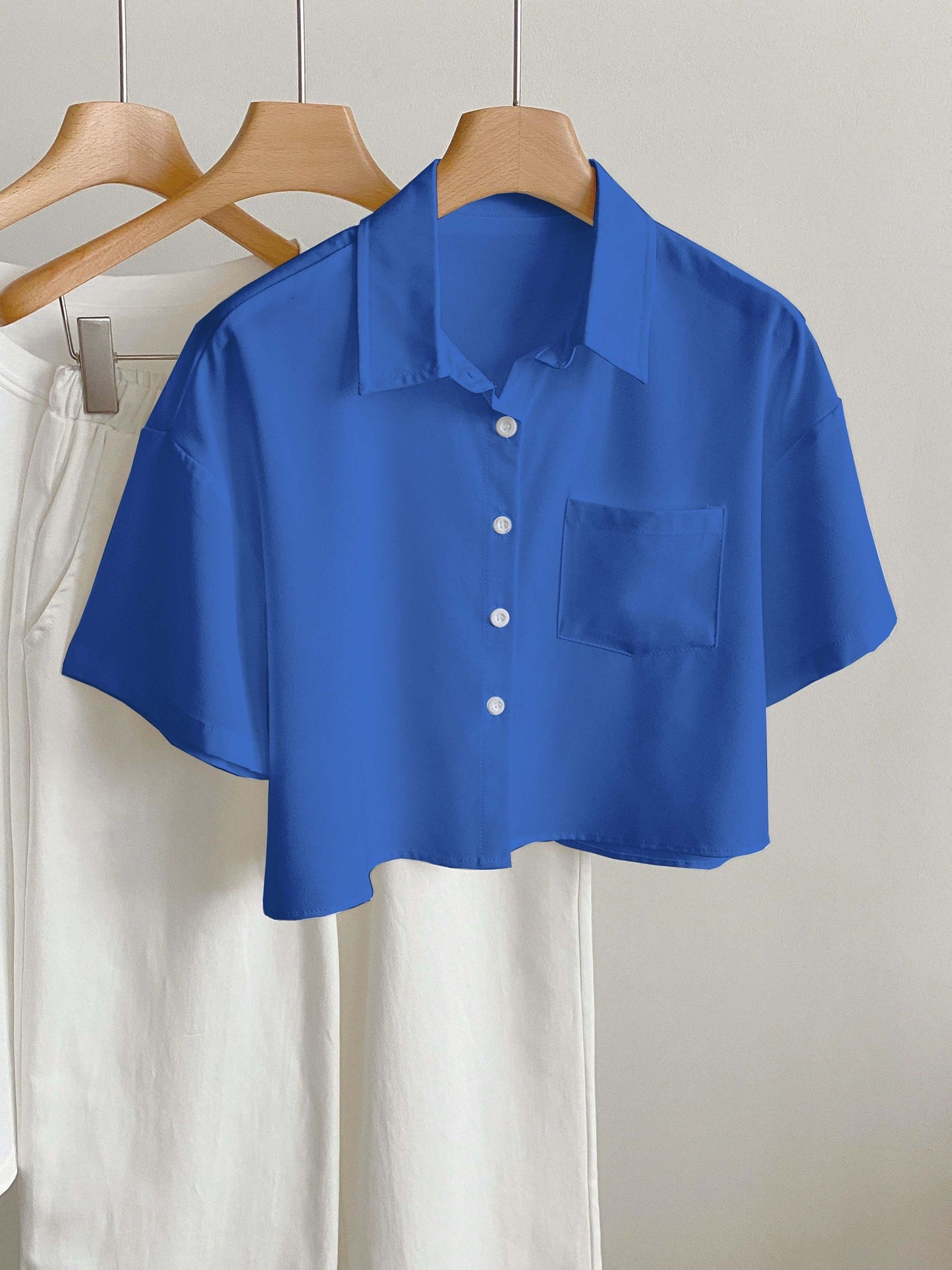 Damen Kurzarm Bluse im modernen Cropped-Look – Lässig & vielseitig kombinierbar