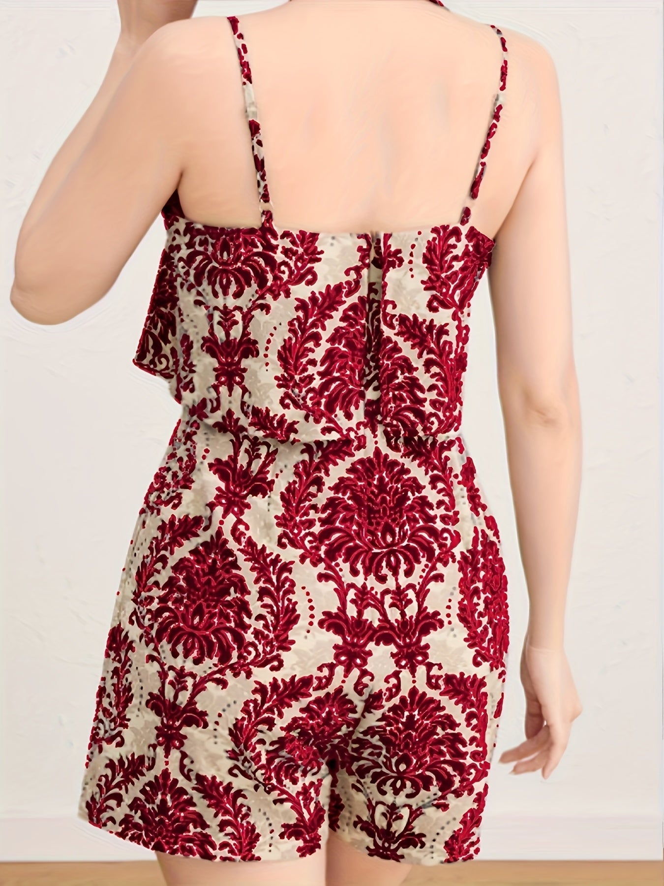 Damen Jumpsuit mit Spaghettiträgern und elegantem Ornament-Muster – Modischer Einteiler für Freizeit und Ausgehen