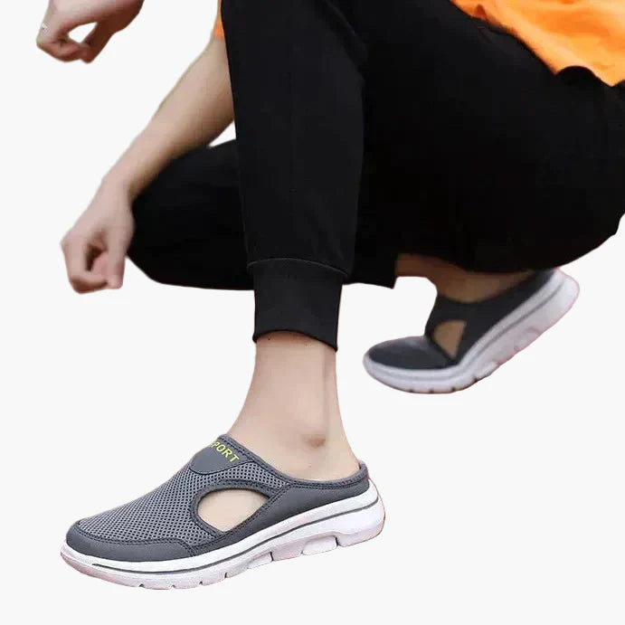 Herren Orthopädische Slipper – Bequeme Sportliche Freizeitschuhe mit Atmungsaktiver Mesh-Struktur