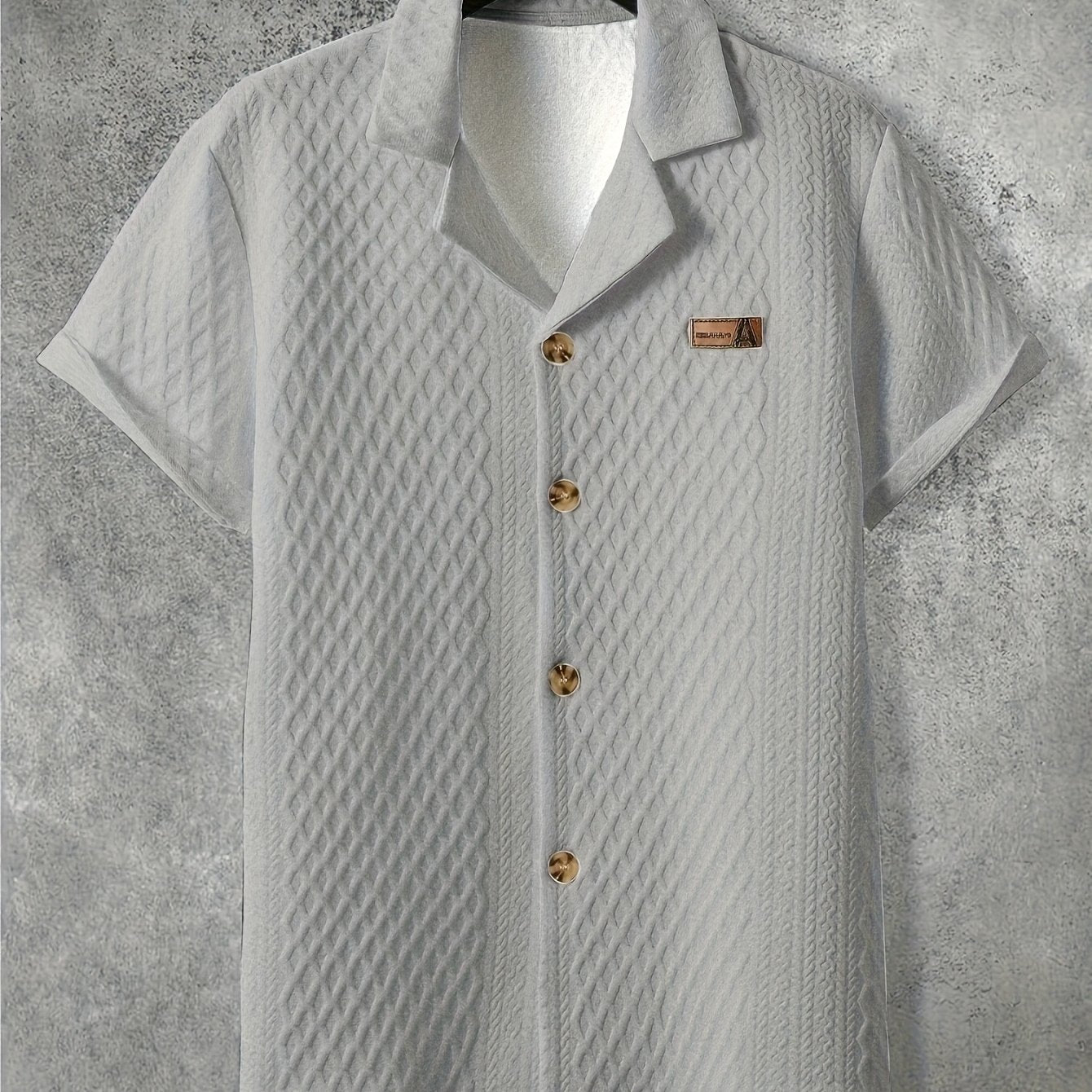 Herren Kurzarm Hemd mit Strukturmuster und Knopfleiste – Modernes Freizeitshirt für stilvolle Anlässe