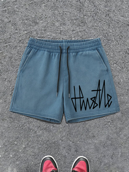 Herren Streetwear Shorts mit „Hustle“-Print – Lässige Freizeithose mit Kordelzug