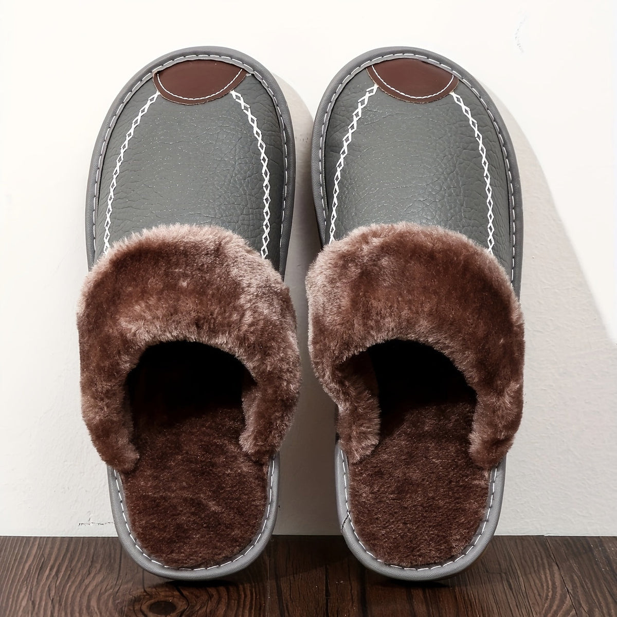 Unisex Winter Hausschuhe gefüttert mit Kunstpelz, rutschfeste Sohle