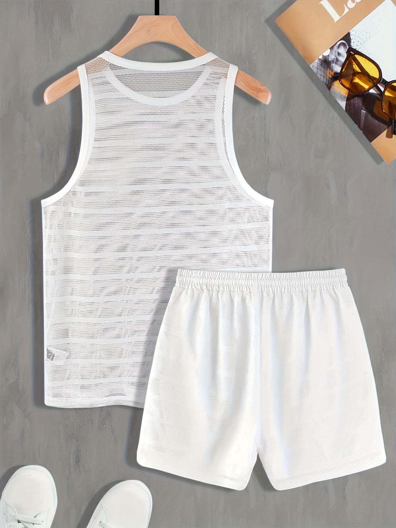 Herren Sport Set Ärmelloses Tanktop und Shorts Modernes Mesh Design Fitness & Freizeit