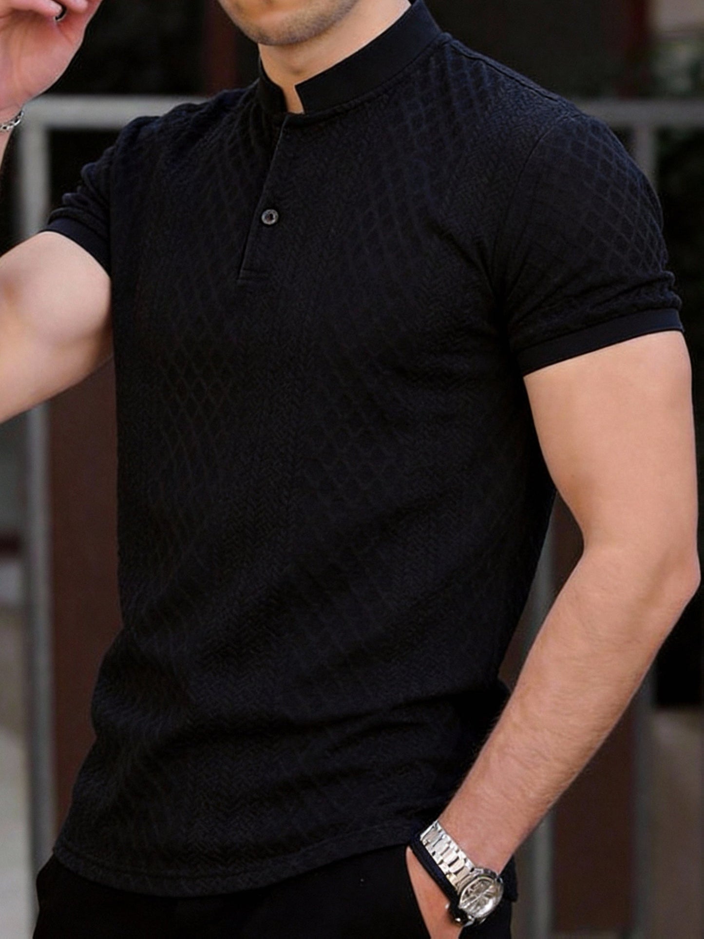 Herren Poloshirt mit Stehkragen und dezentem Muster – Modernes Kurzarm Freizeithemd