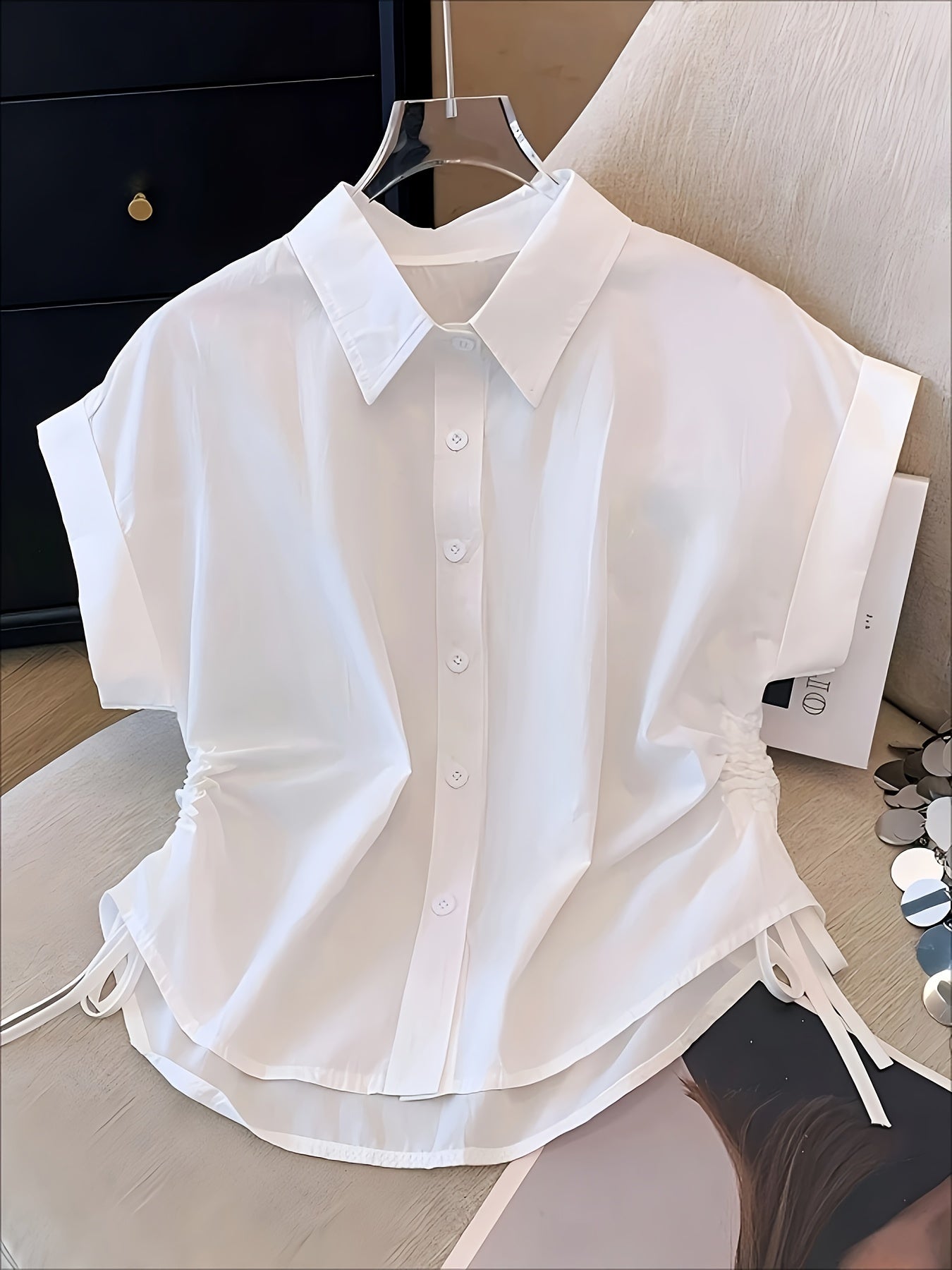 Damen Kurzarm Bluse mit Kordelzug und Hemdkragen – Modisch & Vielseitig