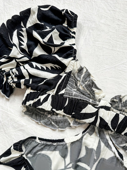 Damen Sommer Jumpsuit mit Tropenblatt-Print und Puffärmeln – Perfekt für Urlaub, Strand und Gartenparty