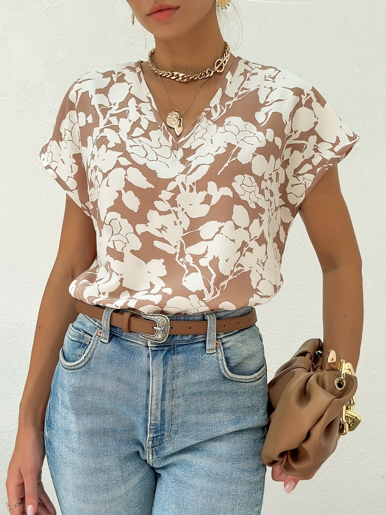 Damen Blusenshirt im floralen Design – Eleganter Sommer-Look für Freizeit und Büro