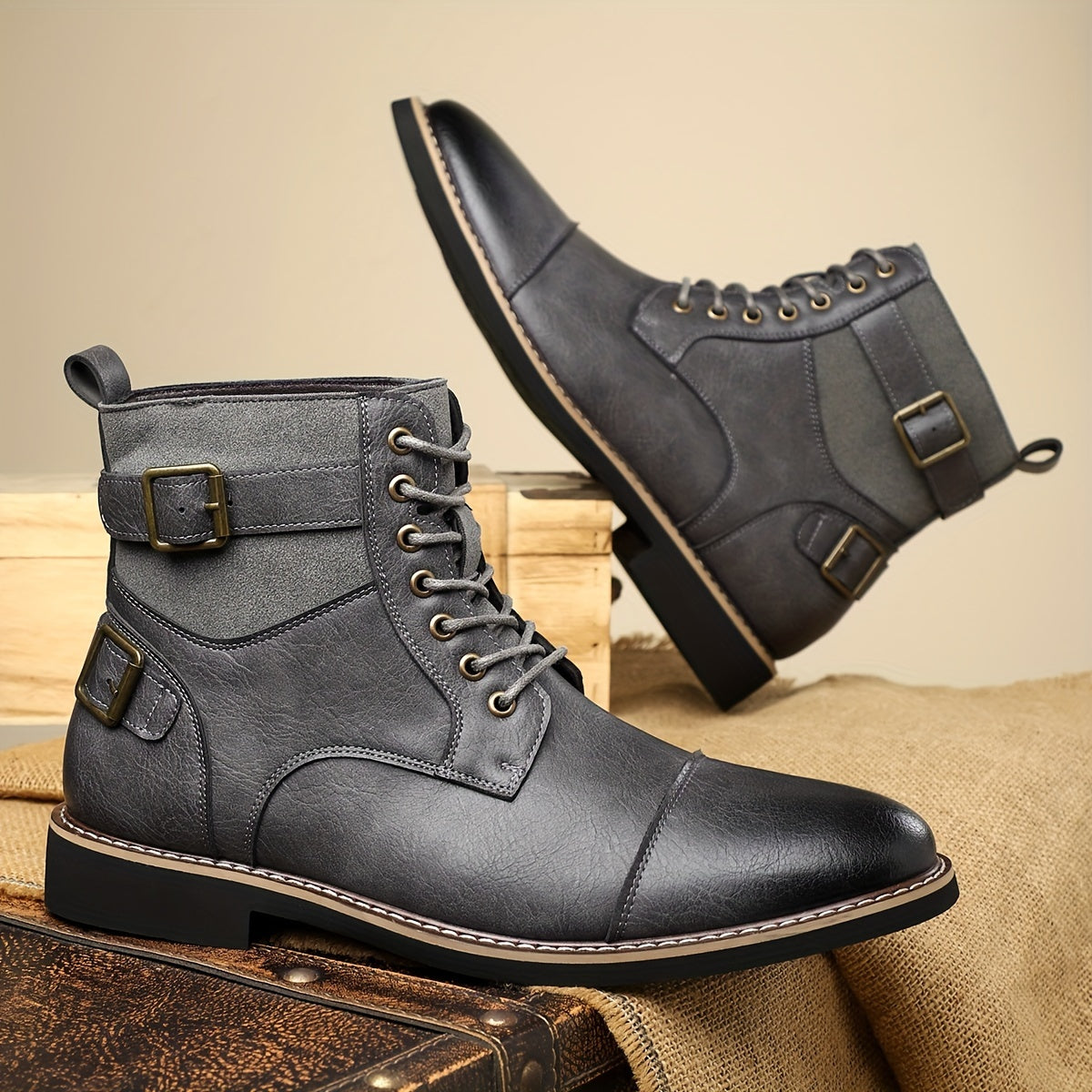 Herren Schnürstiefel Hoher Schaft mit Schnallenakzent Cap-Toe