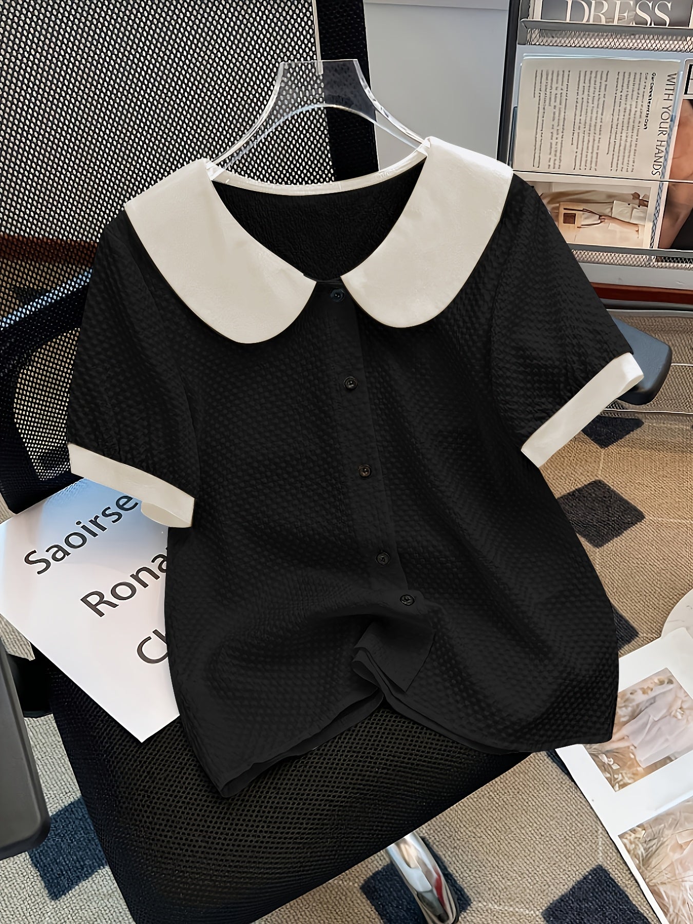 Damen Bluse mit kontrastierendem Kragen im Vintage-Stil – Elegante Freizeitmode für Büro und Alltag