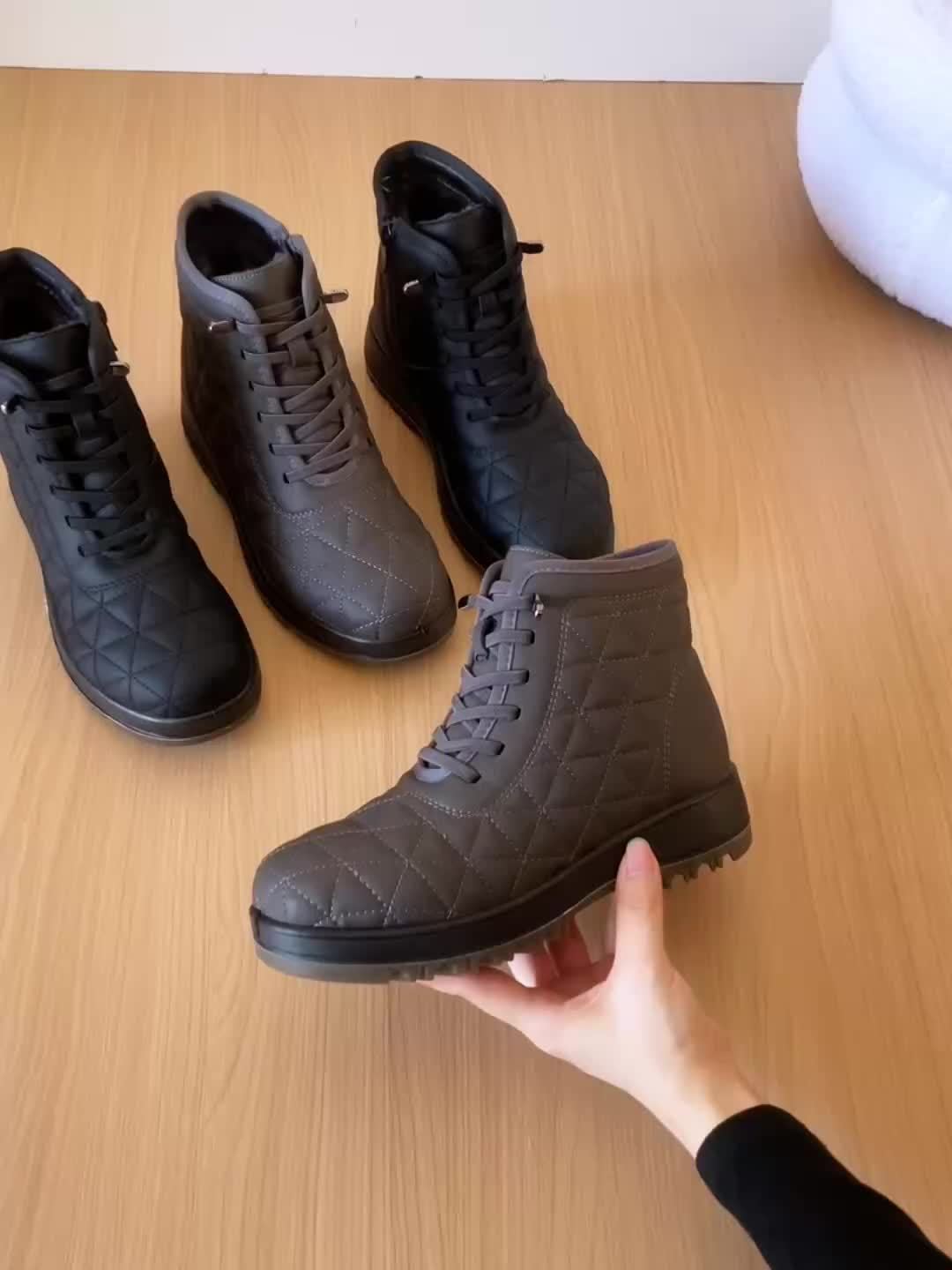 Damen Winterstiefeletten mit Steppung und Schnürung, warm gefüttert