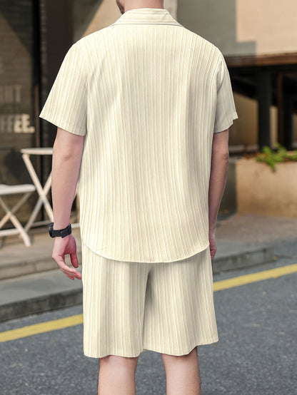 Herren Freizeit Set – Kurzarm Hemd und Shorts im modernen Stil für Sommer und Alltag