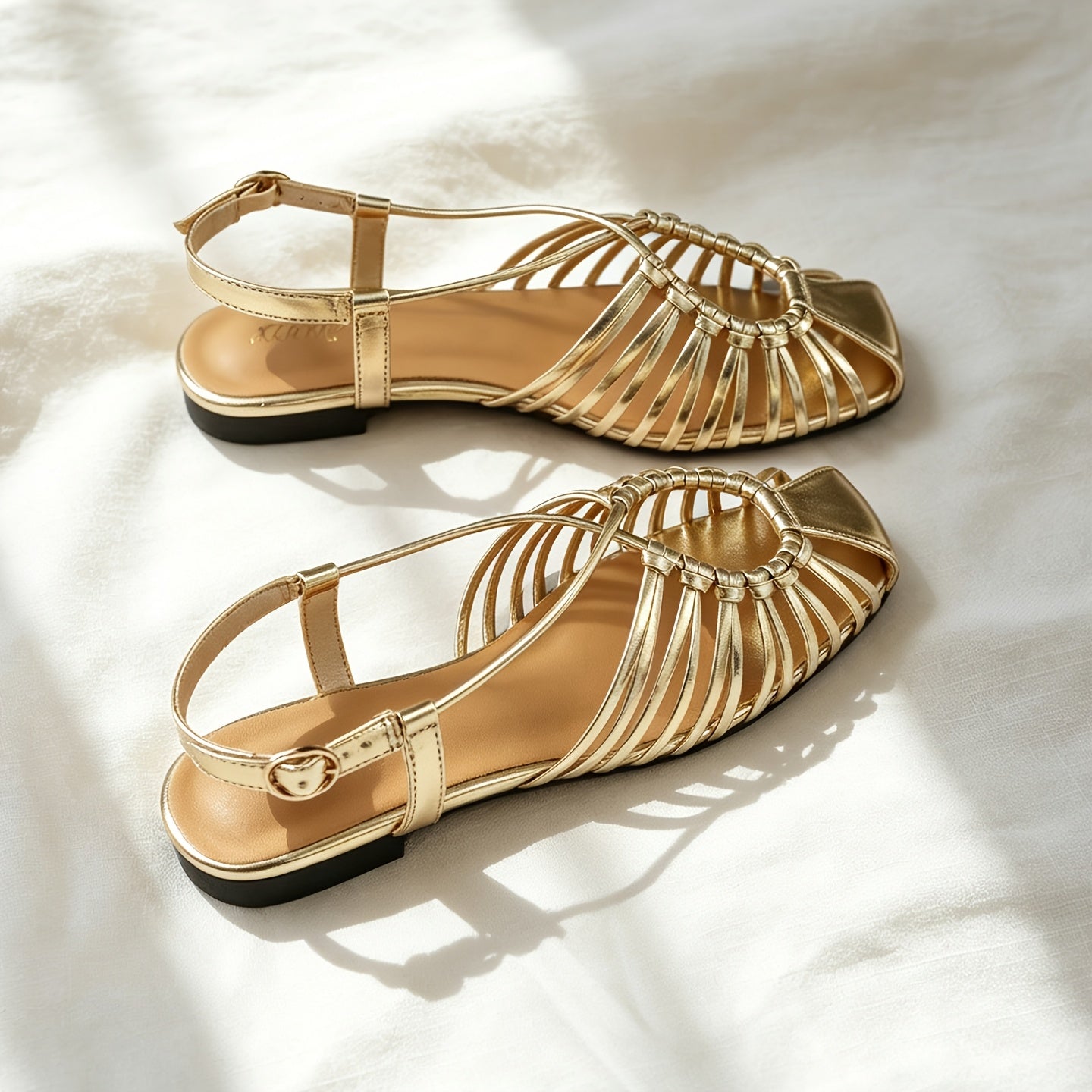 Damen Sandalen mit geflochtenem Design und eckiger Zehenpartie – Stilvolle Sommerschuhe für Alltag und Freizeit