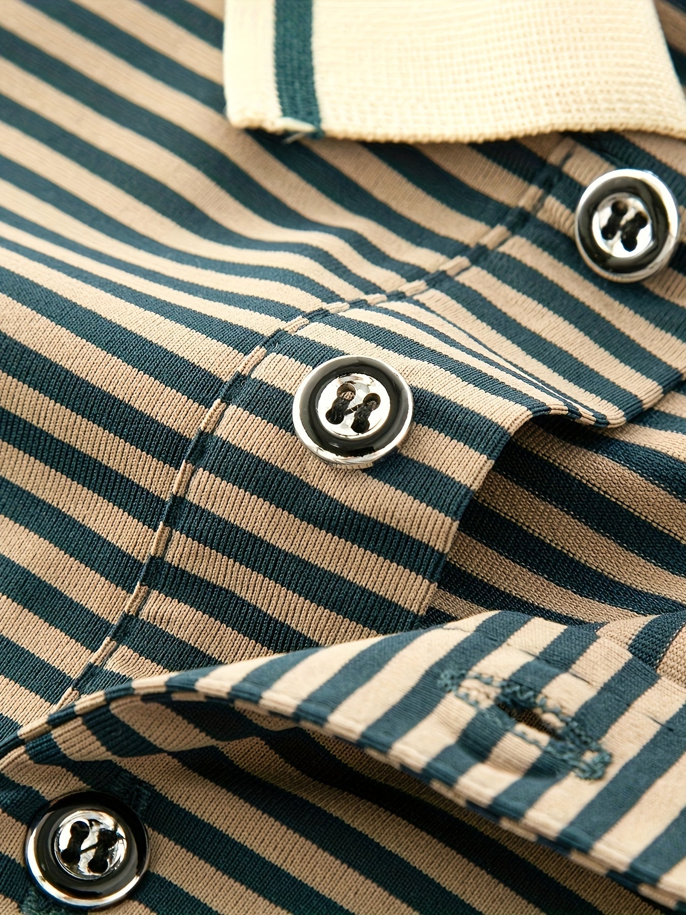 Herren Polo-Shirt mit Streifenmuster und Stickerei – Modisch & Vielseitig für Alltag und Freizeit