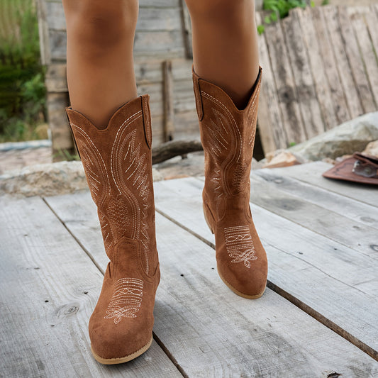 Braune Westernstiefel mit Stickerei, mittelhoher Schaft