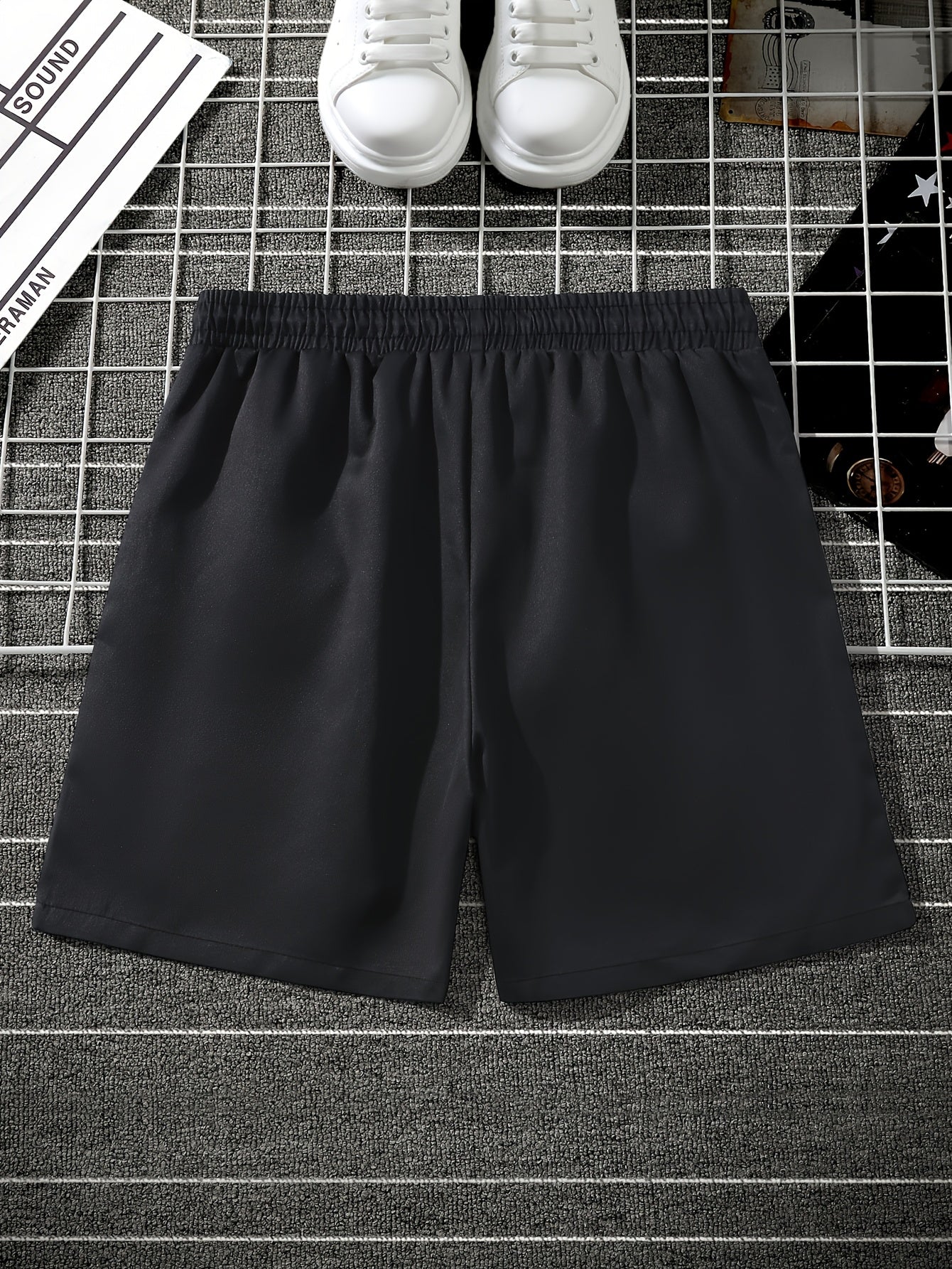 Herren Streetwear Shorts mit Ornamentmuster und grafischen Seiteneinsätzen – Modern Freizeit