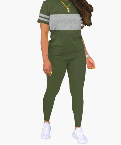 Damen Trainingsanzug Zweiteiler – Sportlich & Freizeit, Bequemes Outfit mit T-Shirt und Leggings