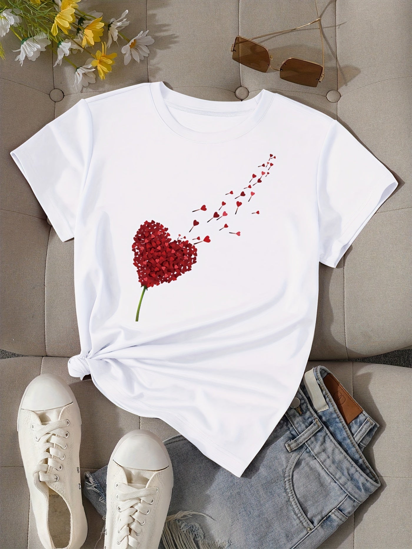 Damen T-Shirt mit Herzblumen-Design – Modisches Casual Shirt für Alltag & Freizeit