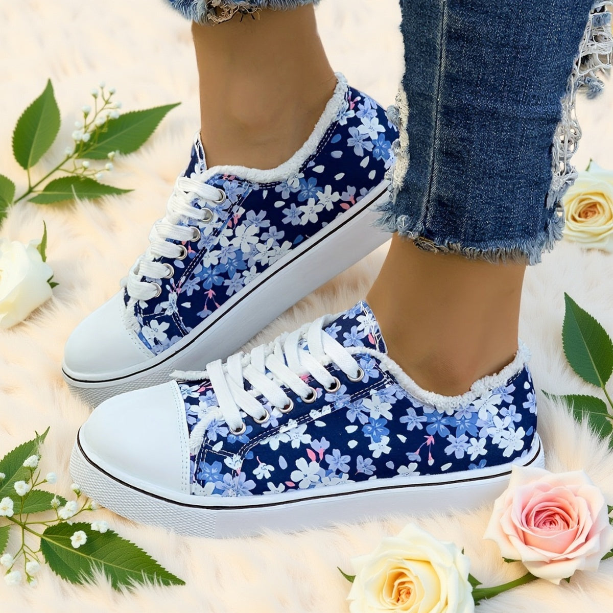 Damen Sneaker mit Blumenmuster – Modische Freizeitschuhe für Alltag und Spaziergänge
