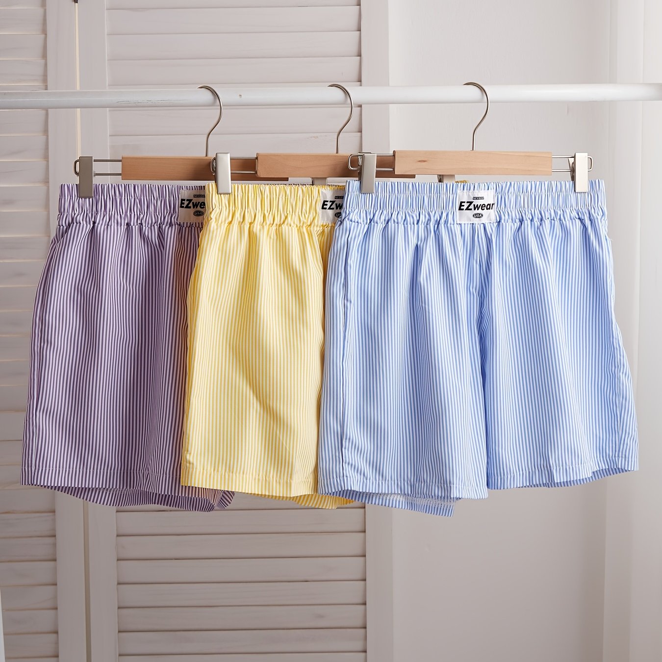 Damen Pyjama Shorts Set mit Streifenmuster – Bequeme Freizeitshorts für Zuhause und Schlaf