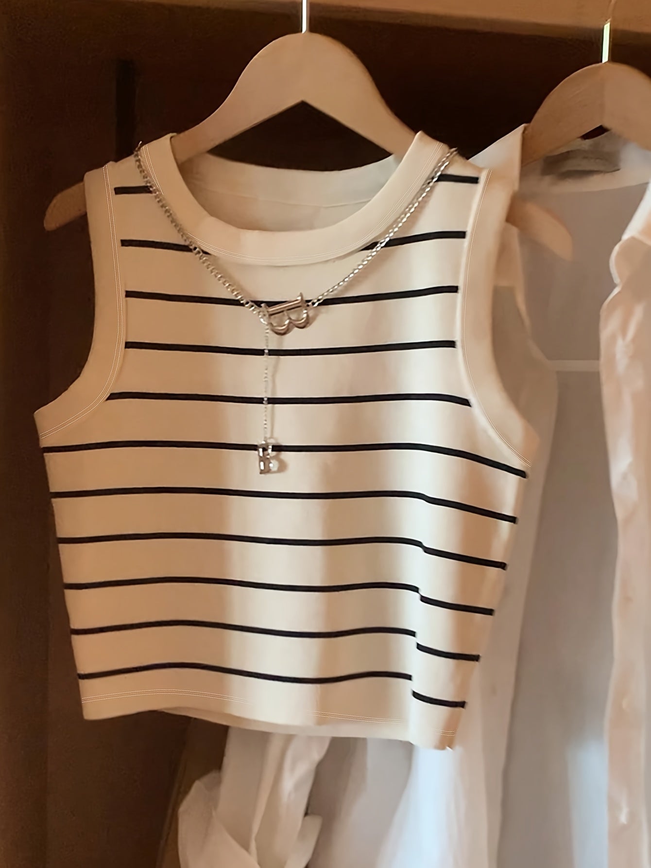 Damen Streifen Tanktop – Ärmelloses, Elegantes Preppy-Top für Alltag & Freizeit