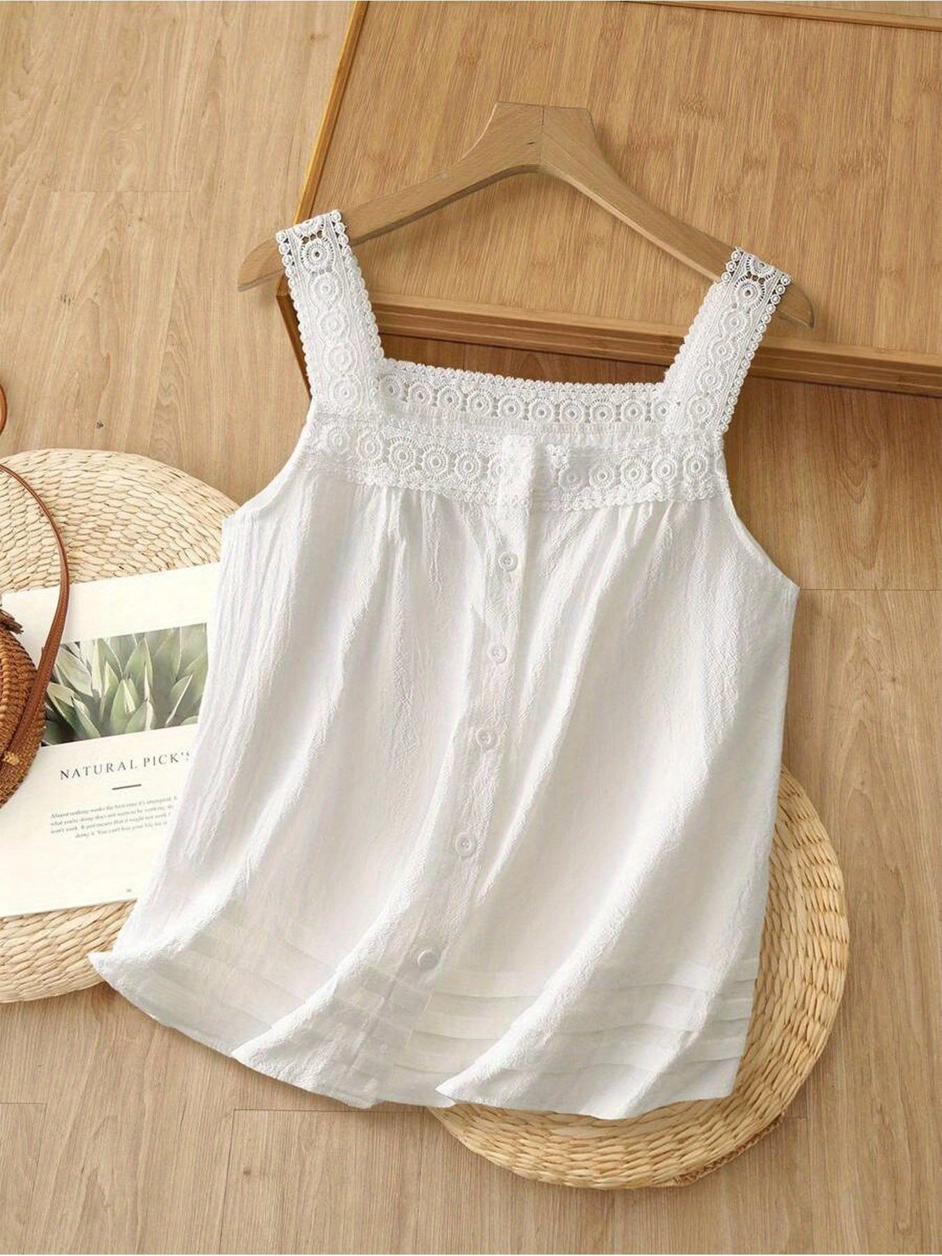 Damen Spitzen-Top mit Knopfleiste und eckigem Ausschnitt – Romantische Bluse für Alltag und Freizeit