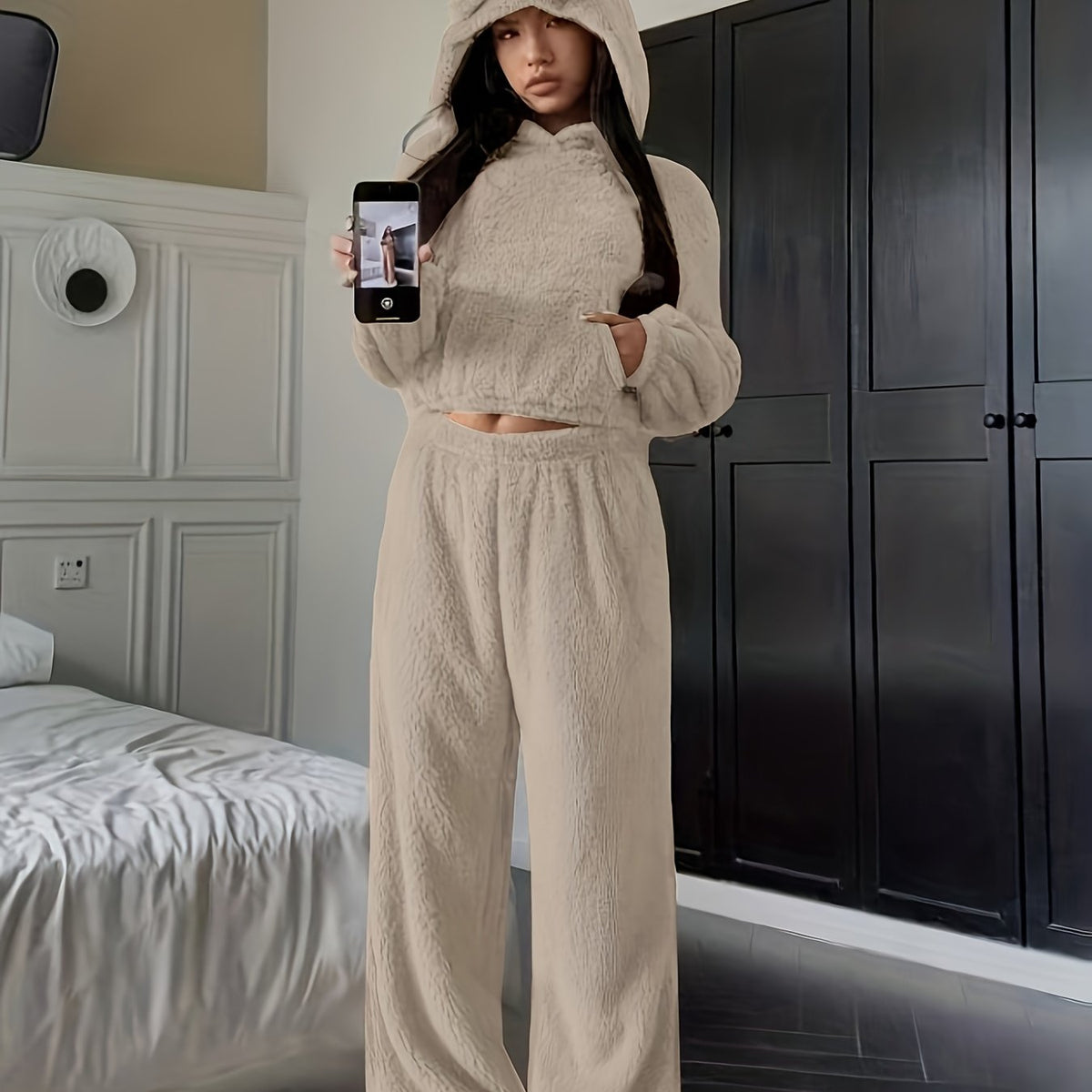 Damen Loungewear Set flauschig mit Hoodie Ohren und Jogginghose