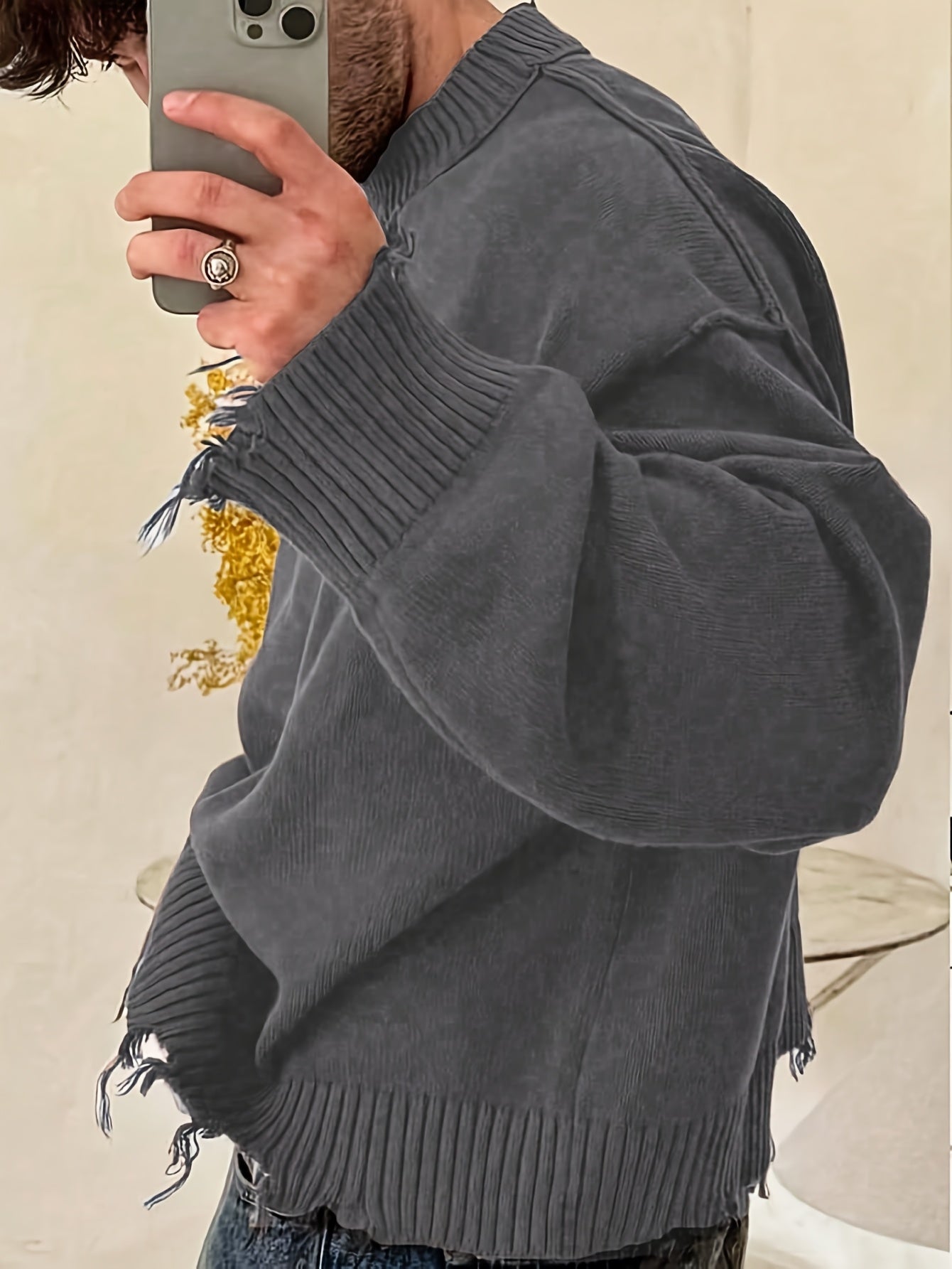 Unisex Distressed Pullover mit Rundhals Ausschnitt und Rippbündchen