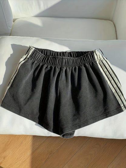 Damen Sport Shorts mit Streifen – Lässige Fitness & Freizeitshorts