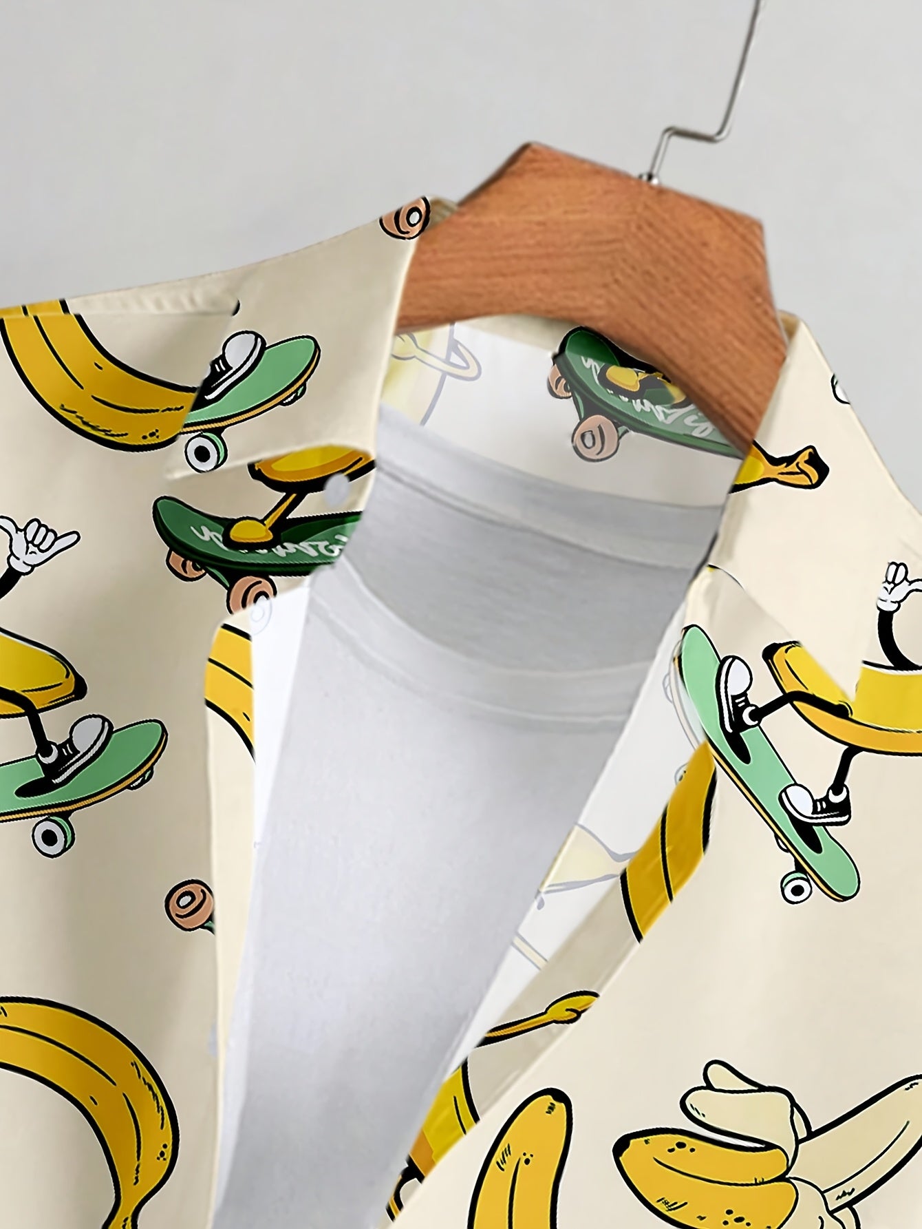 Herren Kurzarmhemd mit witzigem Bananen-Skateboard-Print – Freizeit, Festival, Statement
