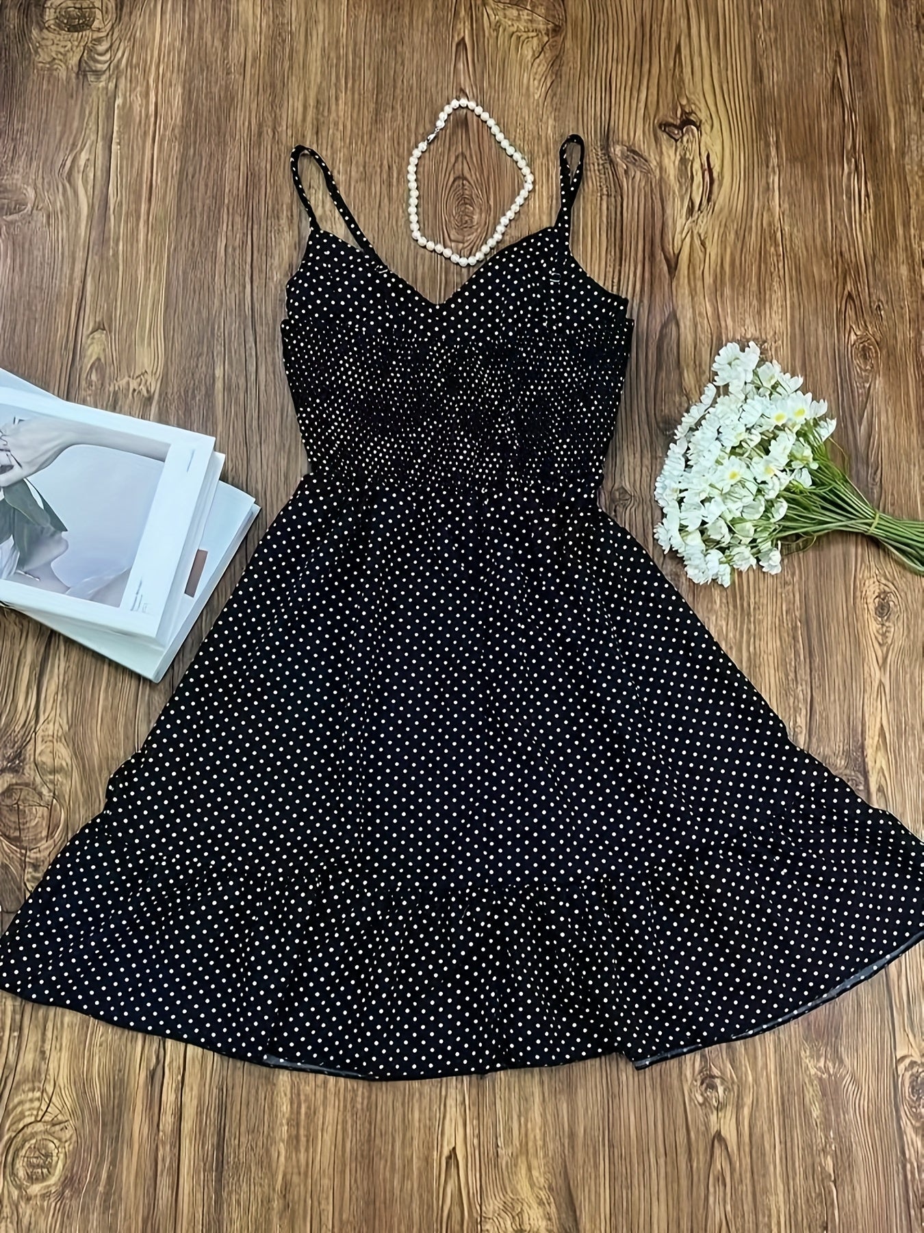 Damen Polka Dot Trägerkleid mit Knopfleiste und Rüschen – Vintage Style Freizeitkleid