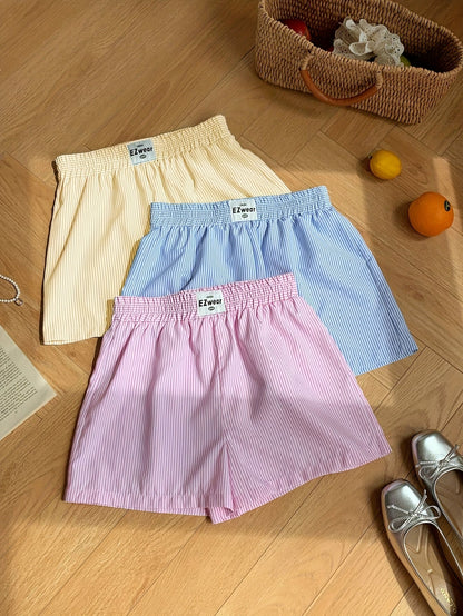 Damen Pyjama Shorts Set mit Streifenmuster – Bequeme Freizeitshorts für Zuhause und Schlaf