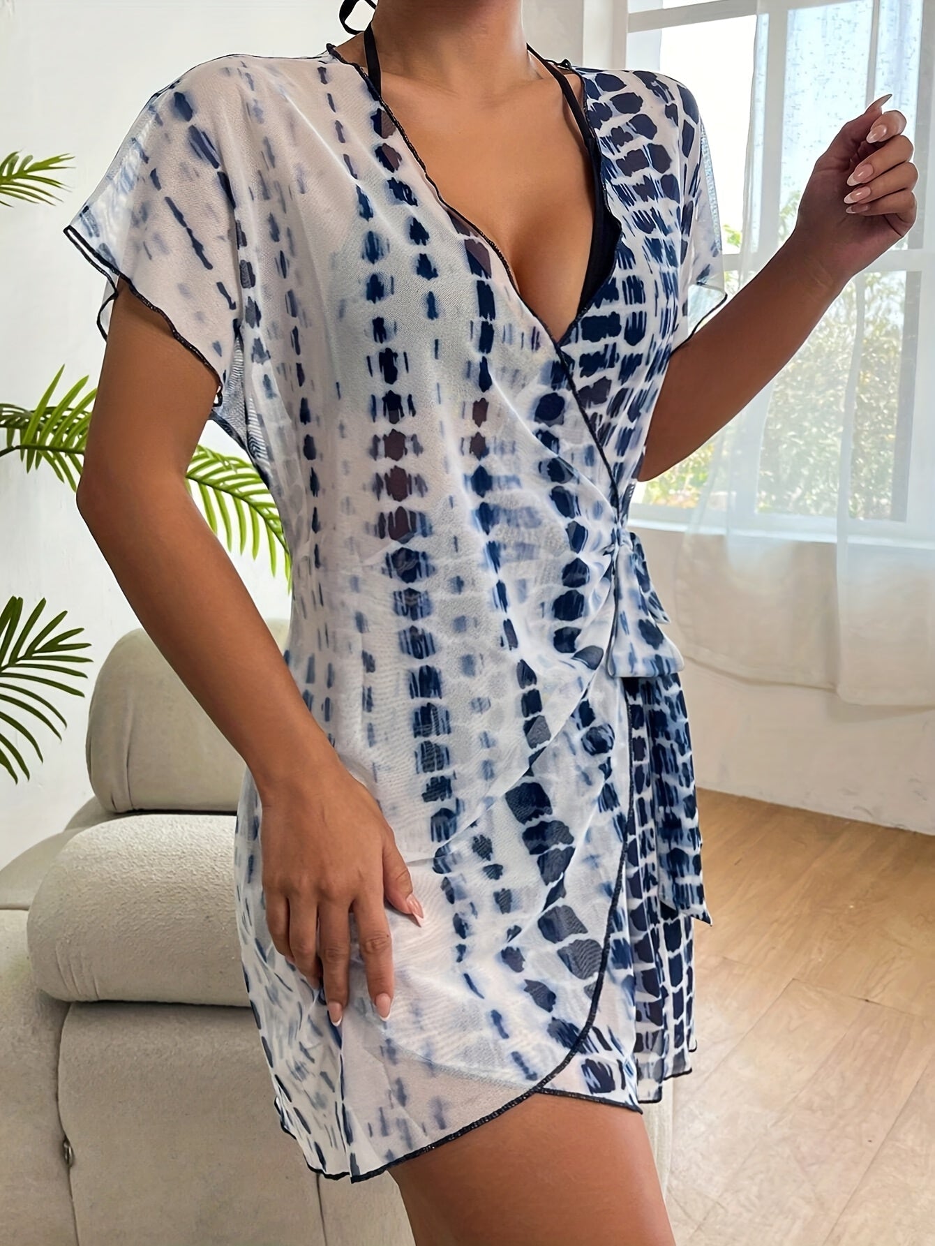 Damen Wickelkleid Strand Cover-Up mit modernem Muster – Elegantes Badeoutfit für Urlaub und Freizeit