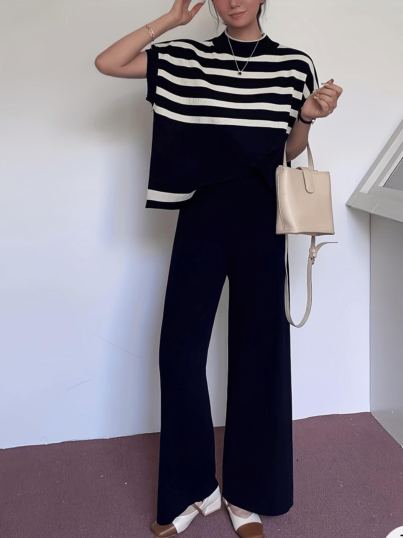 Damen Elegantes Streifen-Set mit weiter Hose und Kurzarm-Oberteil – Perfekt für Büro & Freizeit