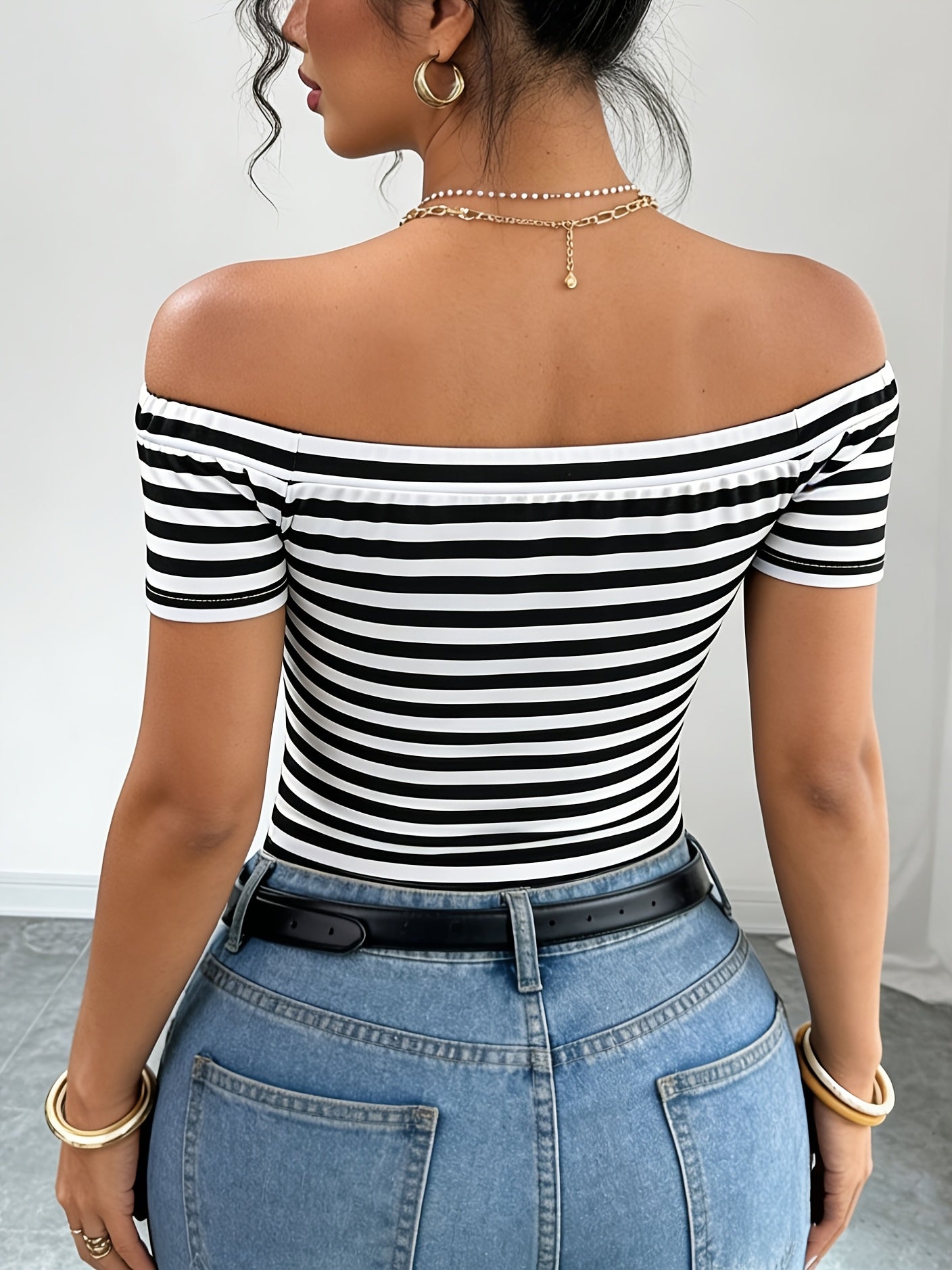 Damen Off-Shoulder Streifenshirt – Elegantes, Schulterfreies Oberteil für Alltag und Freizeit
