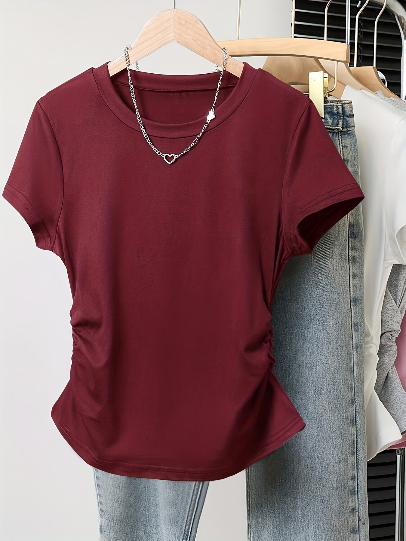 Damen Basic T-Shirt mit Raffung und Rundhalsausschnitt – Alltag & Freizeit