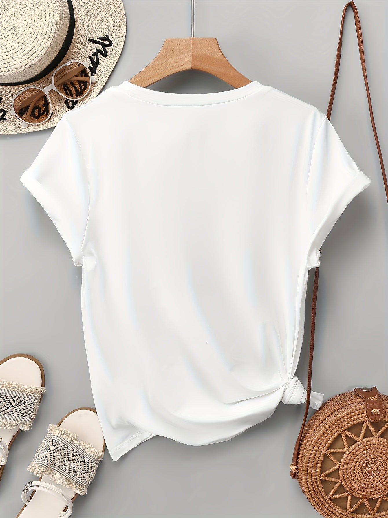 Damen T-Shirt mit Glitzer-Herzmotiv – Lockeres, modisches Freizeitshirt für Alltag & Sommer