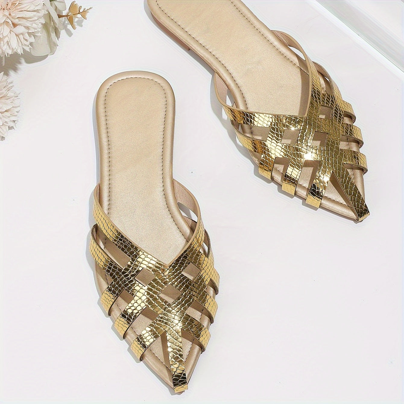 Damen Elegante Slip-On Pantoletten mit Geflochtenem Design und Spitzkappe – Stilvolle Flache Mules für Alltag und Anlass