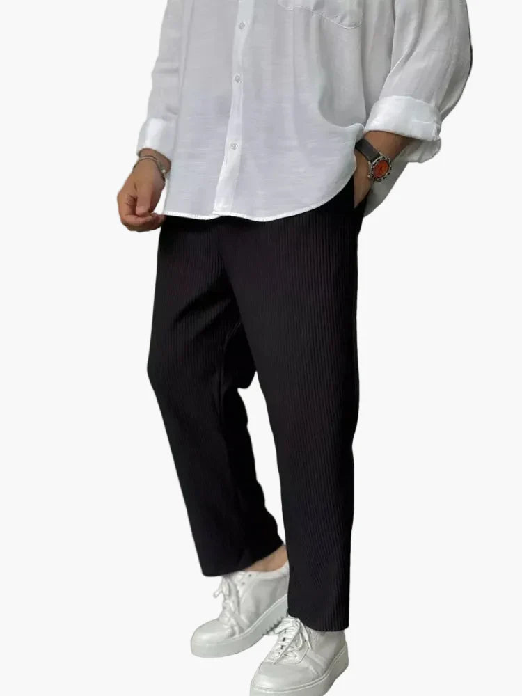 Herren Elegante Relaxed Fit Freizeithose für Alltag und Business – Moderner Old Money Stil