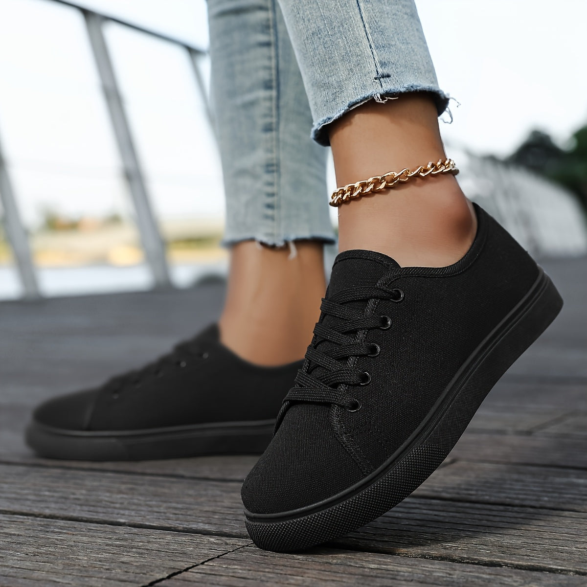 Damen Freizeit-Sneaker mit Schnürung – Bequeme Low-Top Schuhe für Alltag und Freizeit