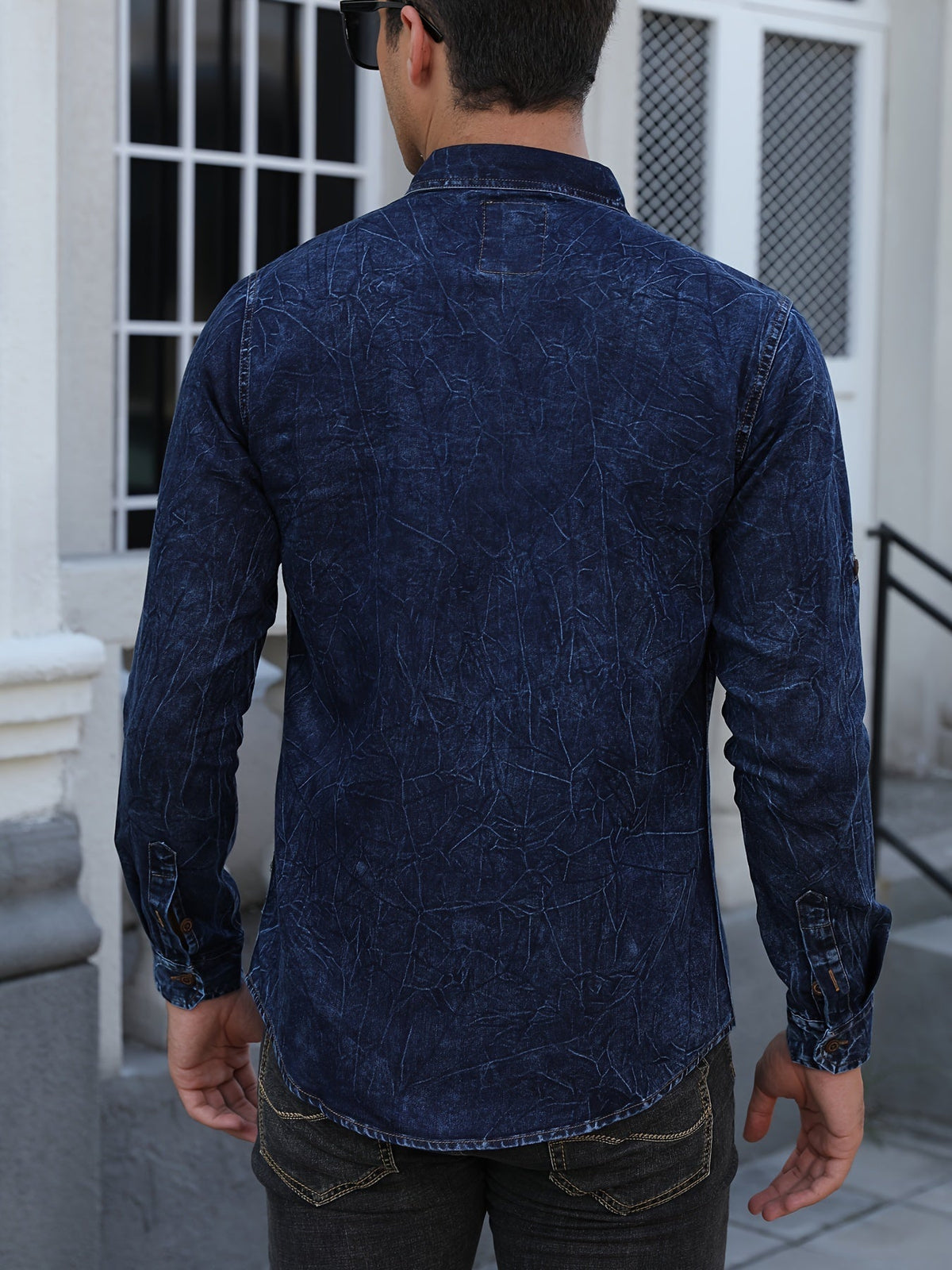 Herren Jeanshemd mit Washed-Effekt, langen Ärmeln und Brusttaschen