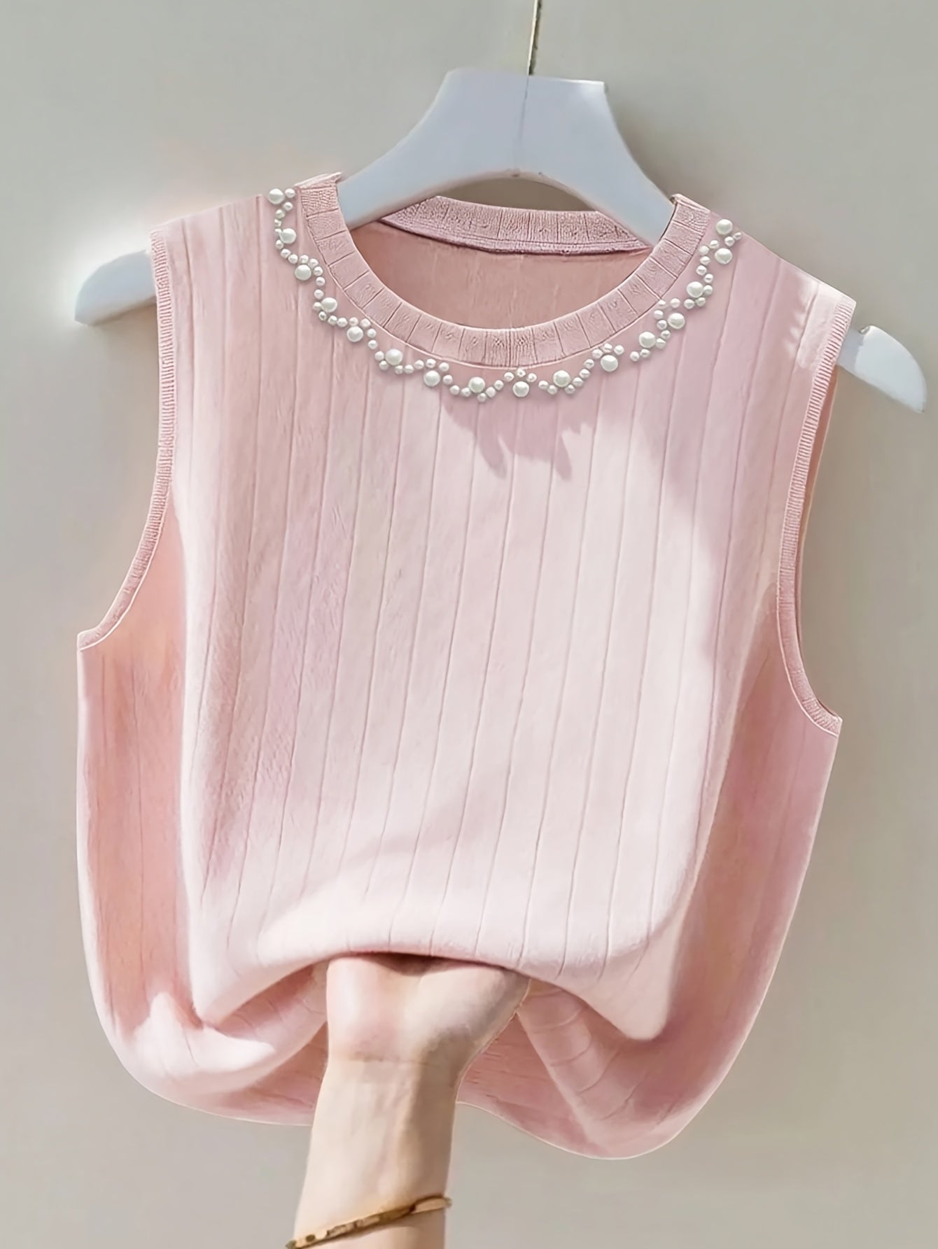 Damen Elegantes Stricktop mit Perlenbesatz – Ärmelloses Oberteil für modische Anlässe
